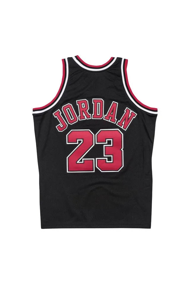 Mitchell & Ness Michael Jordan Chicago Bulls 1997-98 Alternate Jersey – Black