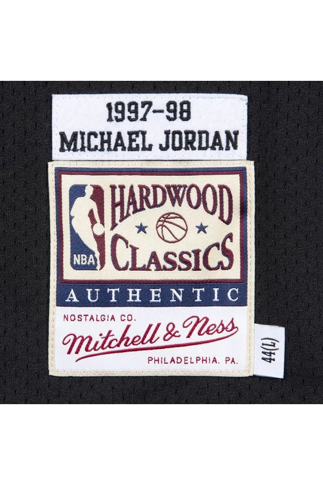 Mitchell & Ness Michael Jordan Chicago Bulls 1997-98 Alternate Jersey – Black