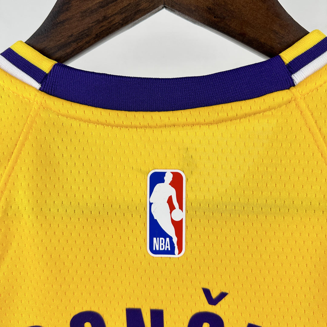 Kids Los Angeles Lakers Dončić #77 Jersey – Yellow (Youth Size)