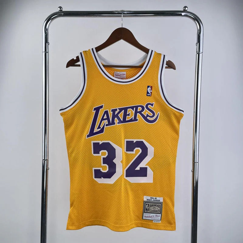 Lakers Retro Jersey – Mitchell & Ness 84/85 Magic Johnson (Yellow)