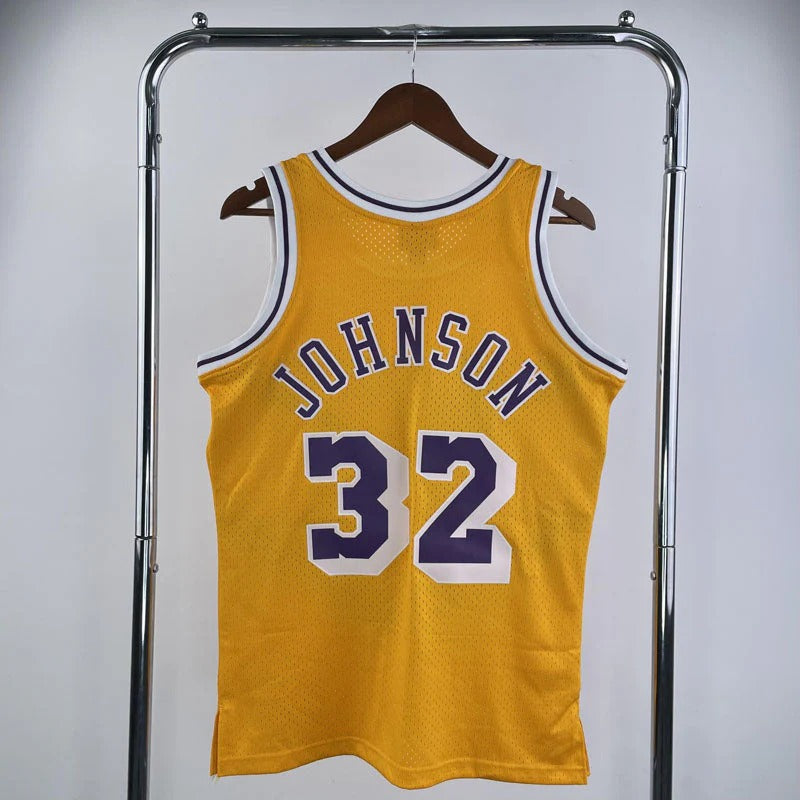 Lakers Retro Jersey – Mitchell & Ness 84/85 Magic Johnson (Yellow)