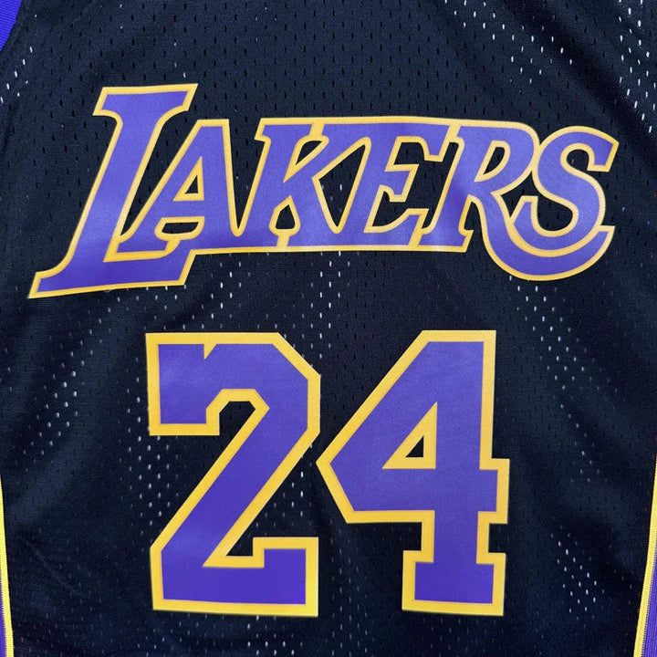 Lakers Retro Mitchell & Ness 09/10 Jersey – Kobe Bryant (Black)