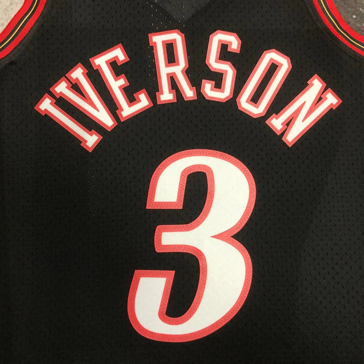 76ers Retro Jersey – Mitchell & Ness 97/98 Allen Iverson (Black)