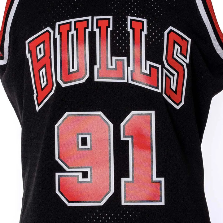Chicago Bulls Retro Jersey – Mitchell & Ness 97/98 Dennis Rodman (Black)