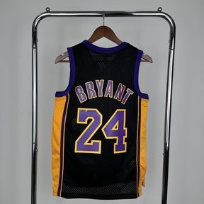 Lakers Retro Mitchell & Ness 09/10 Jersey – Kobe Bryant (Black)