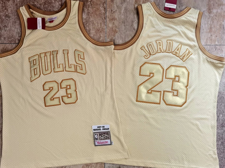 Michael Jordan Chicago Bulls 1997-98 “NBA Gold” Authentic Jersey – Mitchell & Ness